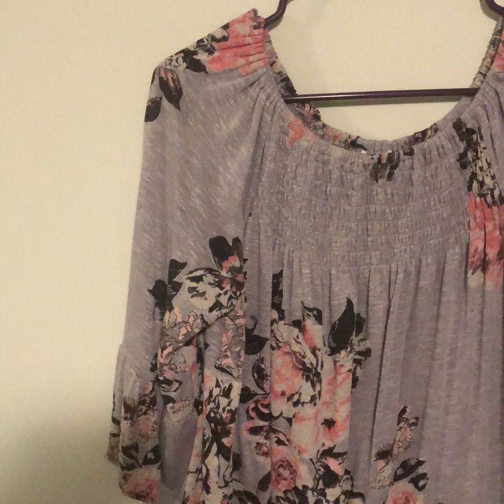 Blouse - Picture 2 of 2